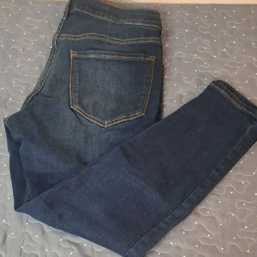 Old Navy Rockstar Super Skinny Dark Wash Women’s Jeans size 12 petite